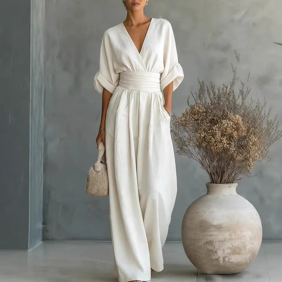 Mono largo elegante Nuvara en blanco