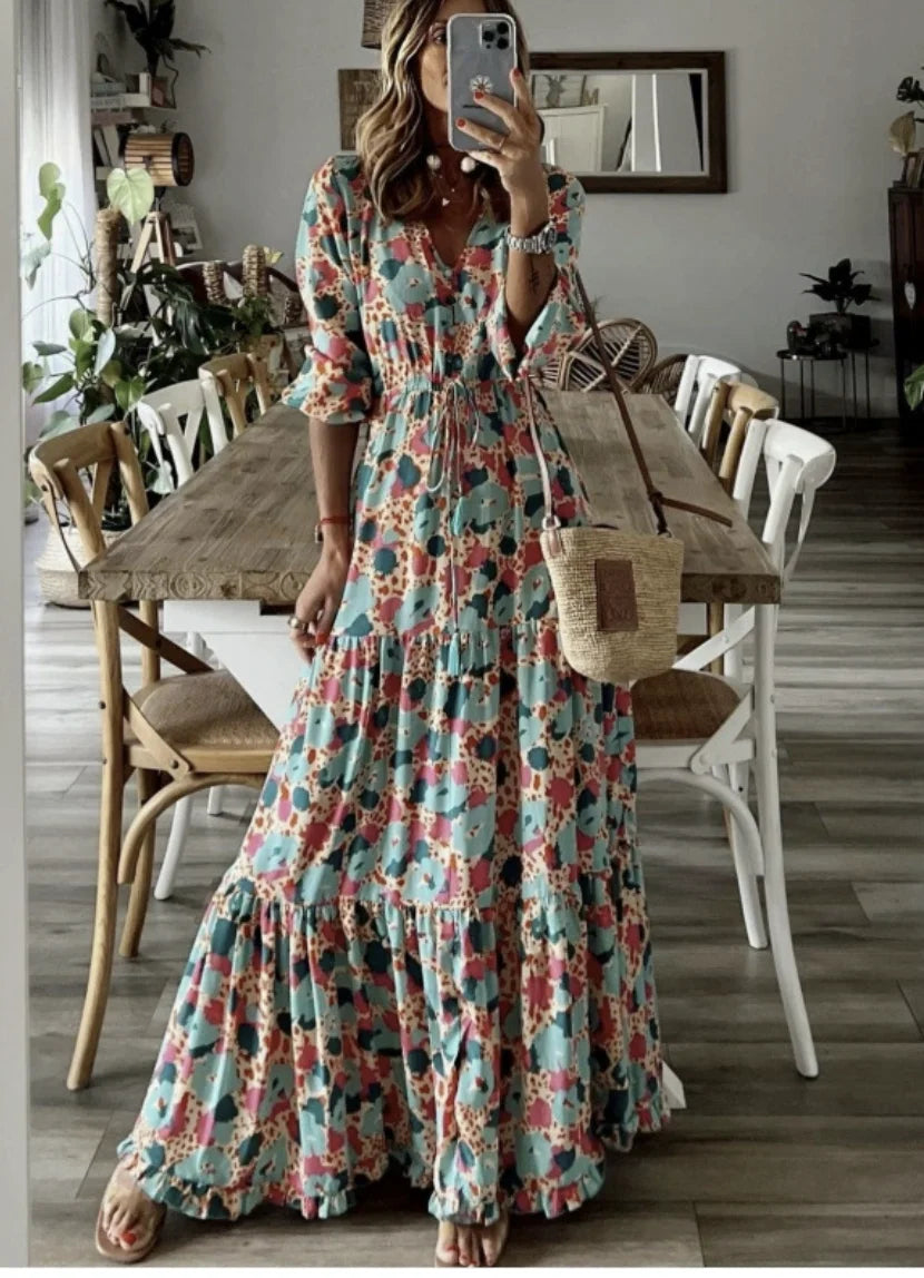 Vestido largo bohemio estampado azul Nuvara, vista lateral