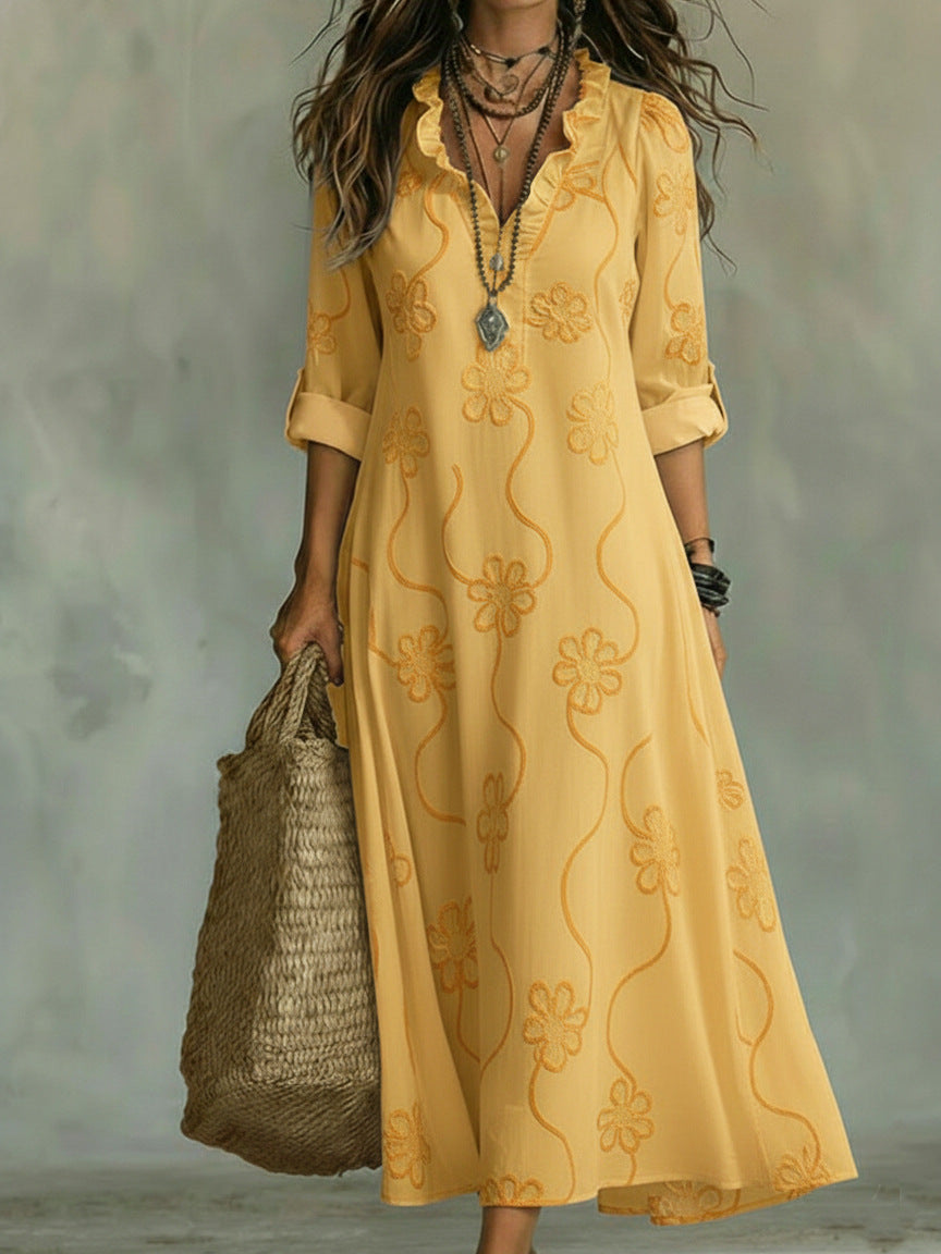 Vestido largo bohemio con bordado floral Nuvara en amarillo